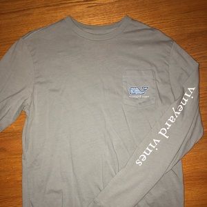 Vineyard Vines | grey long sleeve whale pocket tee